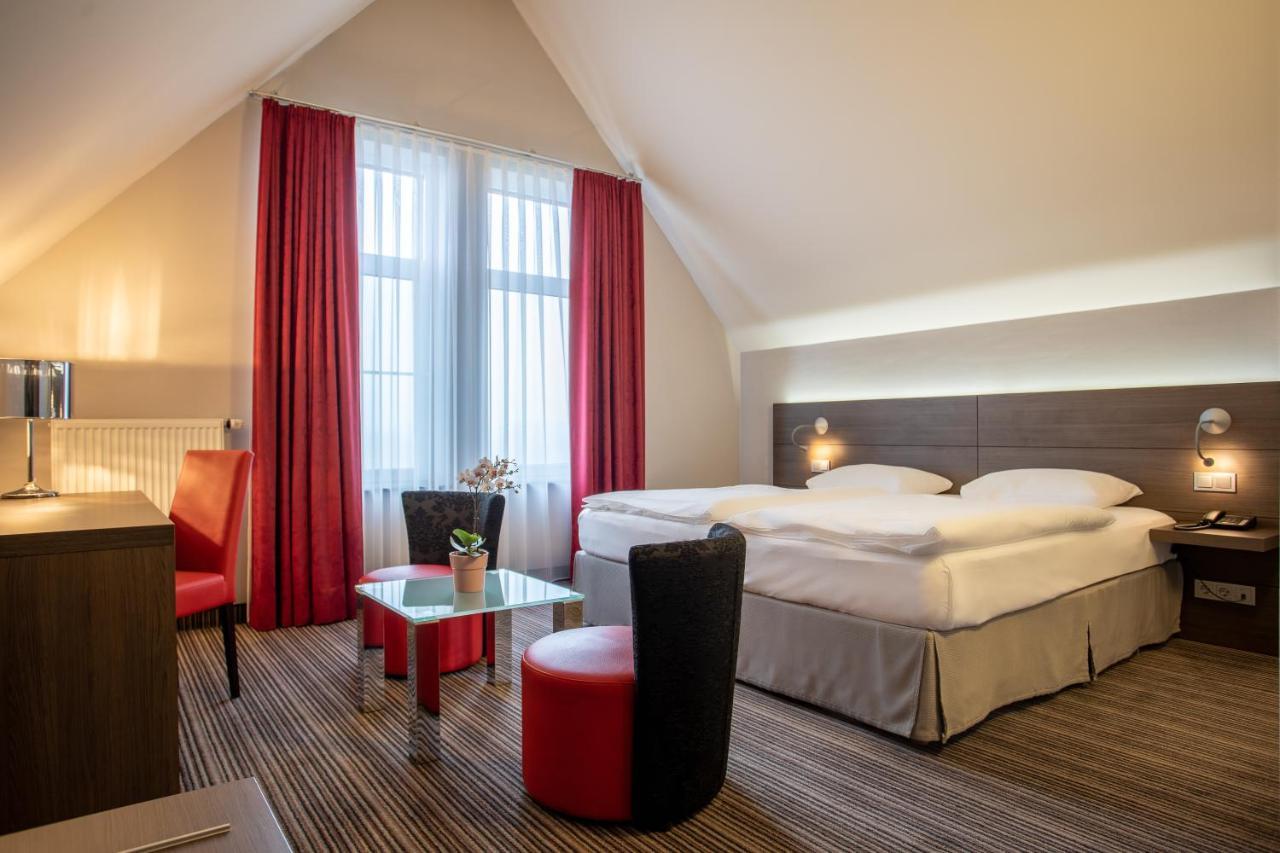 Golf & Country Hotel - Clervaux Eksteriør billede
